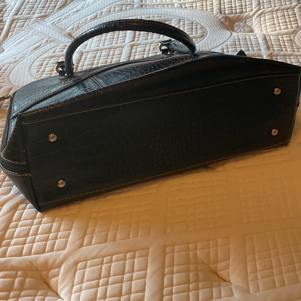 Woman’s Work Bag - Picture 10 of 14
